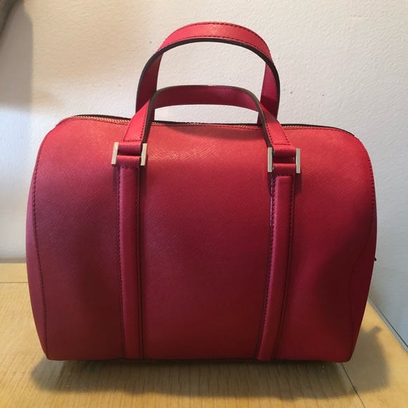 Red Kate Spade Handbag with Shoulder Strap - Picture 4 of 7